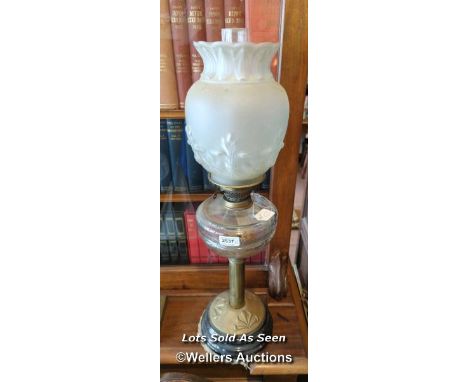 *VICTORIAN OIL LAMP WITH MOULDED GLASS SHADE AND GLASS RESERVOIR, 67CM / LOCATED AT VICTORIA ANTIQUES, WADEBRIDGE, PL27 7DD