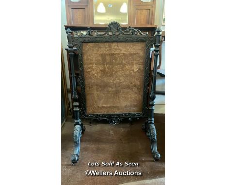 *VICTORIAN CARVED OAK FIRESCREEN / LOCATED AT VICTORIA ANTIQUES, WADEBRIDGE, PL27 7DD