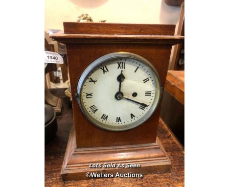 *MAHOGANY CASED SINGLE FUSEE MANTEL CLOCK, MOVEMENT STAMPED SWINDEN &amp; SONS, BIRMINGHAM / LOCATED AT VICTORIA ANTIQUES, WA