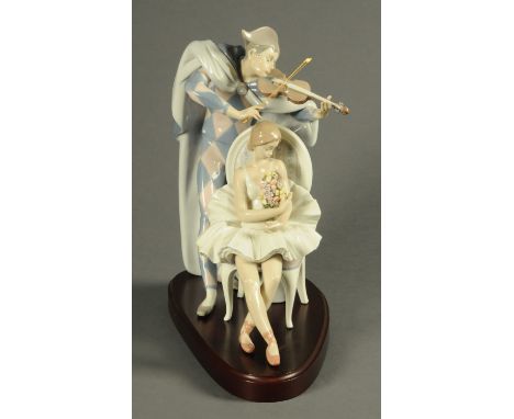 A large Lladro figurine, "Arlequin Enamorado", Limited Edition 1921/3000 1993, with certificate and original packaging, Seria