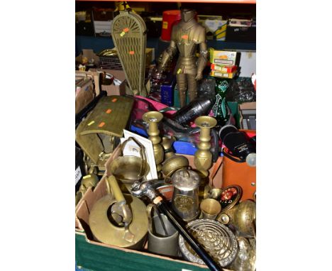 A BOX AND LOOSE METALWARES, SUNDRIES, etc to include brass horse and caravan (65cm x 15cm x 24cm, Eccles M &amp; Q safety lam