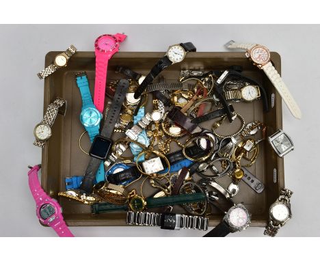 A TRAY OF ASSORTED FASHION WRISTWATCHES, to include a variety of ladies and gentlemen's watches with names to include 'Pulsar