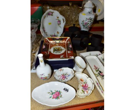 GROUP OF CERAMICS to include boxed Royal Worcester Golden Jubilee rectangular dish, Royal Crown Derby 'Derby Posies', Minton 