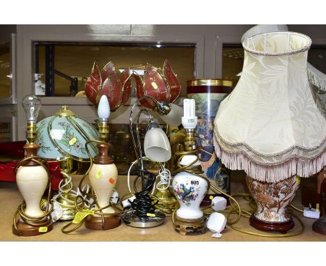 VARIOUS MODERN TABLE LAMPS AND A STICK STAND, to include a pair of tulip shaped lamps, height 50cm, a ceramic Peacock design 