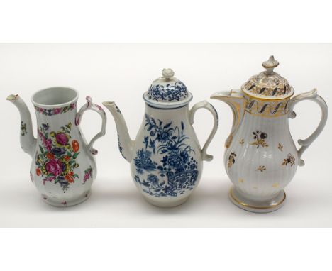 A Chamberlain's Worcester coffee pot, c.1800, of reeded form; a Worcester soft paste coffee pot, c.1780, blue transfer decora