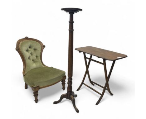 Late 19th century walnut framed nursing chair, upholstered in green velvet with button-tufted back (W59cm, H84cm); small maho