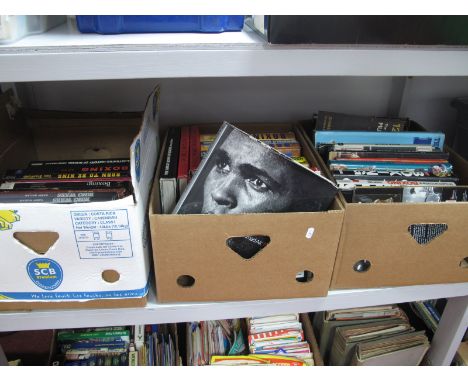 Boxing: A quantity of large books including Lennox, Ring Wars, A Pictorial History, Muhammad Ali:- Three Boxes