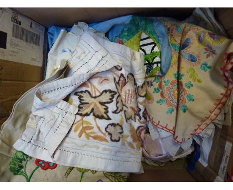 A BOX OF VINTAGE EMBROIDERY