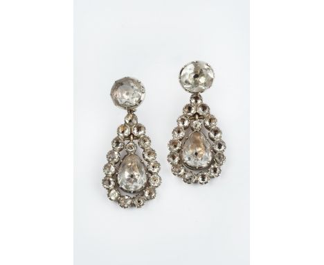 A PAIR OF LATE 18TH/EARLY 19TH CENTURY PASTE EAR PENDANTS, each suspending a pear-shaped cluster drop below a single paste su