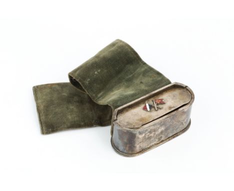A SILVER YACHTING ASHTRAY by Benzie of Cowes, the pivot lid with a pair of crossed enamel flags, suspended from a weighted gr
