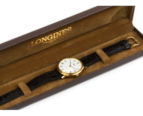 A GENTLEMAN'S AUTOMATIC WRISTWATCH BY LONGINES, the circular white dial with Roman numerals, to a jewelled automatic movement