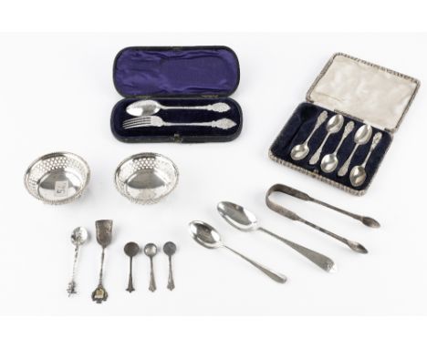A PAIR OF AMERICAN SILVER PIERCE DECORATED DISHES, by Gorham Manufacturing Co, and with import marks for Birmingham 1904 and 