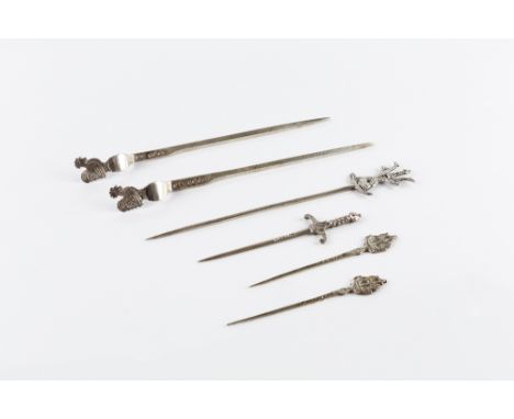 A PAIR OF LATE VICTORIAN SILVER POULTRY SKEWERS, with engraved cockerel terminals by Josiah Williams & Co., London 1889, 17.5