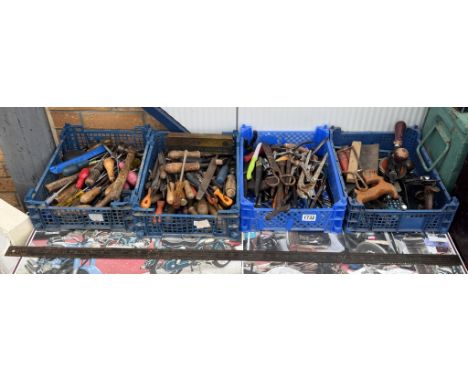 4 trays of assorted hand tools COLLECT ONLY 