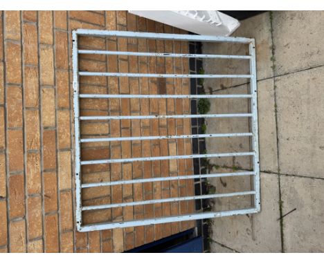 A metal gate/railing COLLECT ONLY 