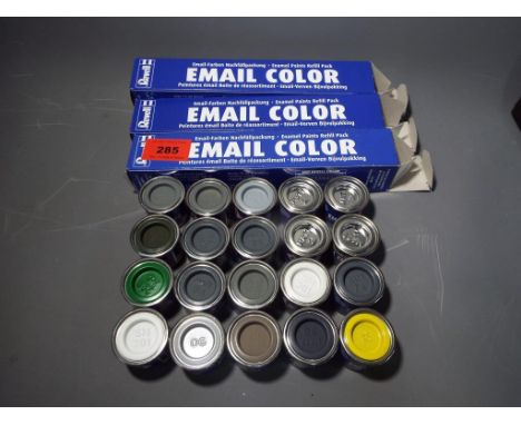Revell Enamel Paints - a quantity of 20 Email Color 14 ml enamel paint tins for model building of assorted colors and finishe