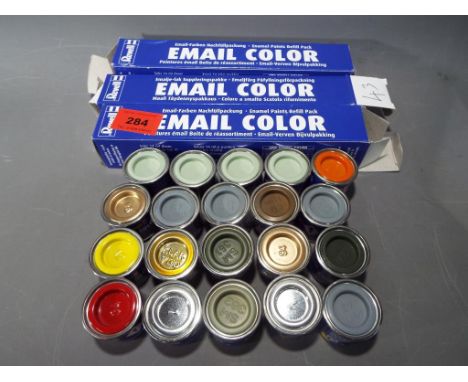 Revell Enamel Paints - a quantity of 20 Email Color 14 ml enamel paint tins for model building of assorted colors and finishe