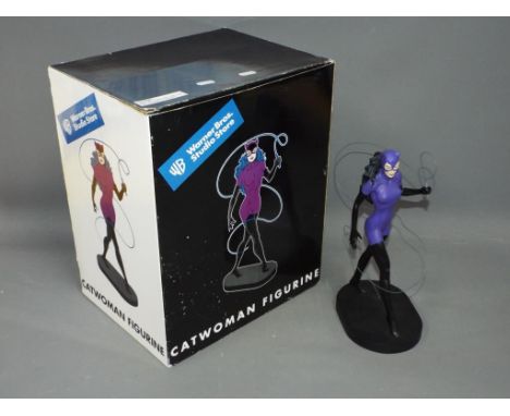 Warner Brothers - A boxed Warner Brothers Studio Catwoman Maquette / Statue which stands approximately 32 cms tall and is mad