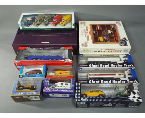 Corgi, Maisto, Cararama and Others - 10 boxed diecast model vehicles in various scales with 2 boxed Berkertex Glass Fronted D