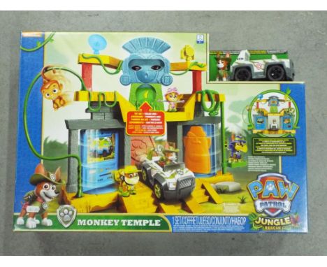 Spinmaster - A boxed Paw Patrol Jungle Rescue Monkey Temple playset. The item is retail stock and is within a factory sealed 
