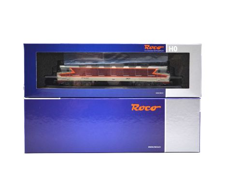 Roco HO model railway diesel locomotives, two including ref 72621 SNCF CC 6553 TEE04; 73875 SNCF BB-7301, both boxed.