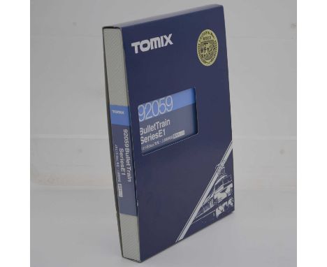 Tomix Japan N gauge model railways, 92059 Bullet Train series E1 'Max', 6-car set, cased with paperwork, unused.