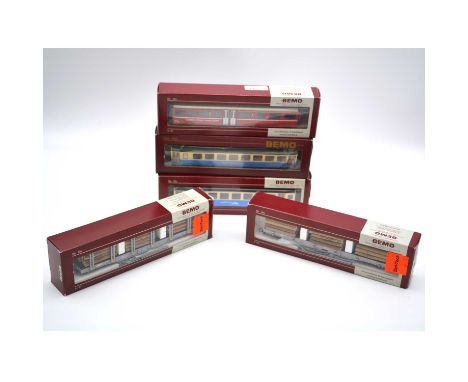Bemo HOe gauge model railway passenger coaches and log wagons; five including ref 3290 311 MOB B 201; 3258 621 LSE AB 071; 32