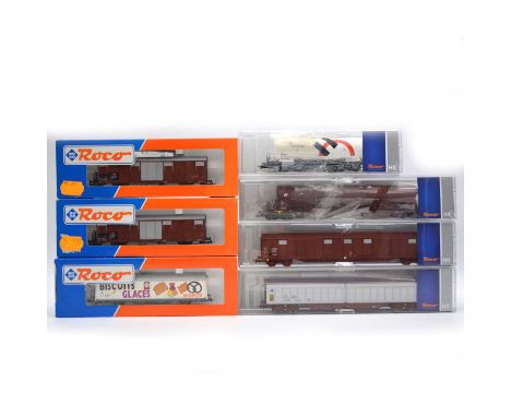 Roco HO model railway wagons, seven including ref 67449 Uacs 33 85 Holcim tanker; 67559 FS 31 83; 76856 SNCF 31 87; 67621 FS 