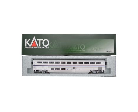 Kato HO gauge model railways Amtrak Superliner passenger coaches, nine various phase IVb coaches, including ref 35-6083 sleep
