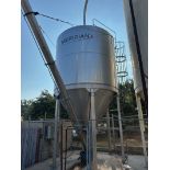 Meridian Spent Grain Silo with 30' Loading Auger (Approx. 12'6" Diameter and | Rig Fee $4200 (Crane)