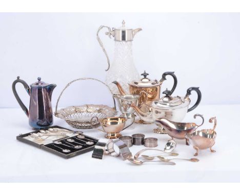 A collection of silver and silver plated wares, including a nice 1960's sauce ladle, some other small silver items, and a box