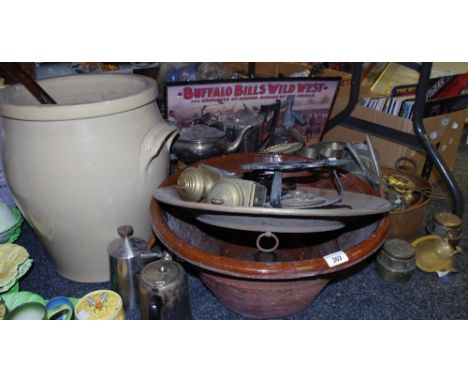 Metalware - graduating copper oval shaped pans;a pair of Cooke &amp; Sons BUILDERS Linoln carriage/wagon hub caps; horse bras