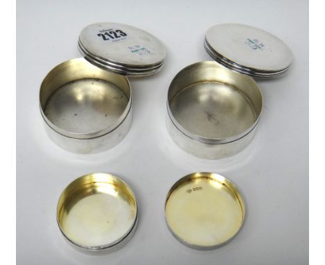 A silver circular box, with a detachable cover, Birmingham 1903, a silver circular box, with a detachable cover, Birmingham 1