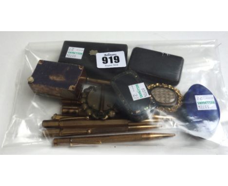 A quantity of small collectables, including; eight rolled gold propelling pencils, an 18th century oval enamel patch box, 5.5