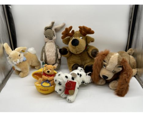 Assorted Soft Toys to include Steiff Cosy Hoppy Rabbit and others. 
