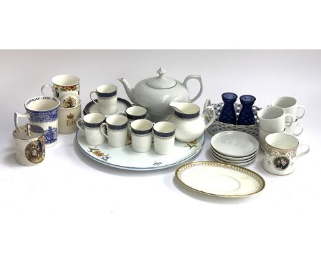 A mixed lot of ceramics to include Royal Doulton 'Sherbrooke' part coffee set; Limoges coffee cans and saucers; Limoges soup 