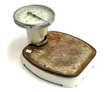 A set of Harrods Limited 'The Knightsbridge' bathroom scales 