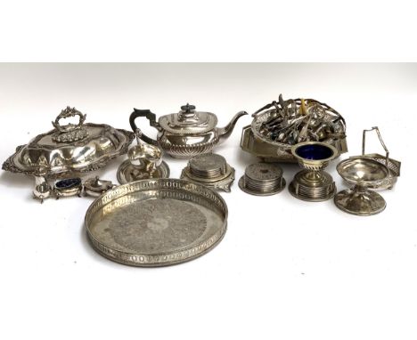 A mixed lot of plated items to include Mappin &amp; Webb Queen's plate teapot, lidded entre dish, Walker and Hall swing handl