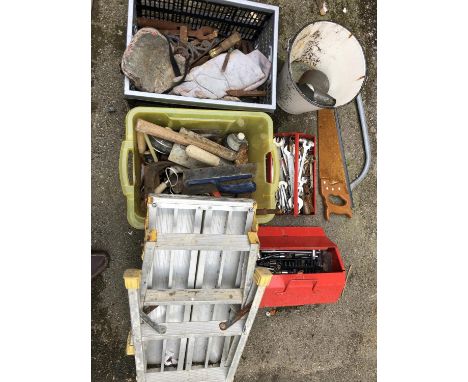 A quantity of tools to include spanner, socket set, aluminium steps, enamel bucket and oil can etc 