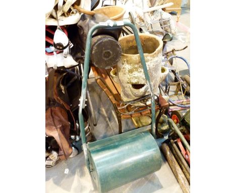 Steel garden roller