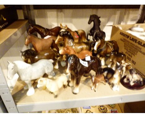 Quantity of ceramic horses 