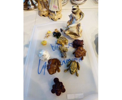 Tray of ceramic frog figures 