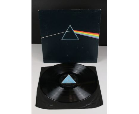 Vinyl - Pink Floyd Dark Side of The Moon LP on Harvest SHVL804 Stereo, solid light blue triangle, no poster or stikers, gatef