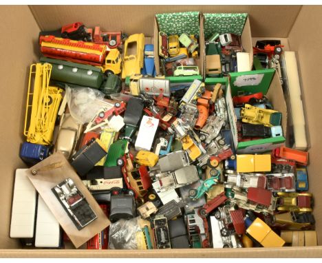 Large group of Matchbox, Regular Wheels, Corgi junior and models of yesteryear - Including MOY 1912 Ford Model T 1978 "Coca C