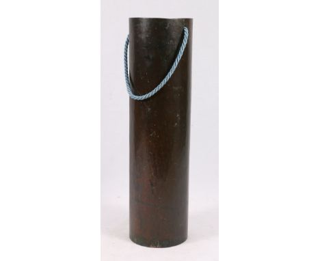 Large Japanese bronze column gong, the surface of the bronze slightly textured, height 50cm, diameter 13.5cm.