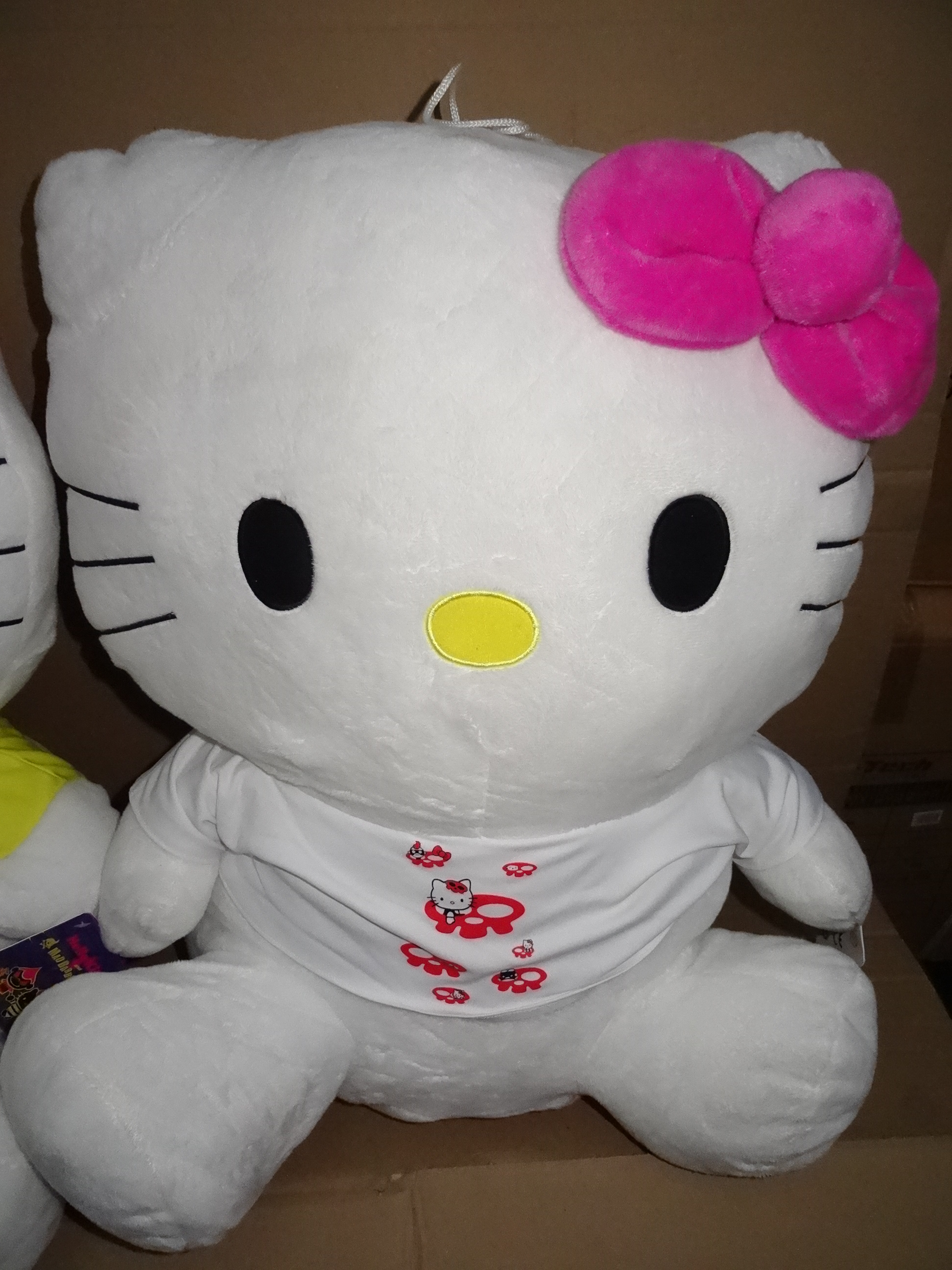 6 x Extra Large Hello Kitty 'Mega Plush' Teddy Bears. Very high quality
