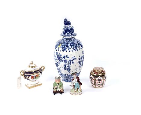 A Royal Crown Derby 'Old Imari' ginger jar and cover, pattern 1128, 11cms high; together with other ceramics, including: a Ro