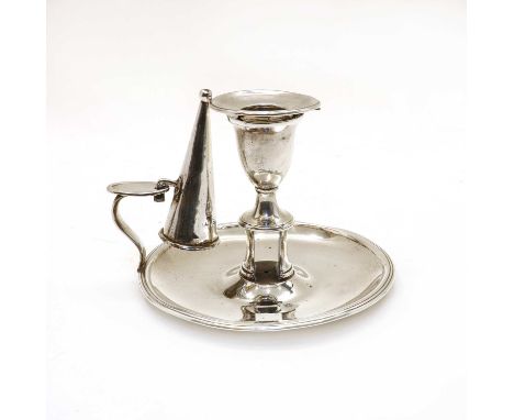 A George III silver candlestick, by Matthew Boulton, Birmingham 1800, with detachable candle snuffer, 10cm high, 8.97oztCondi