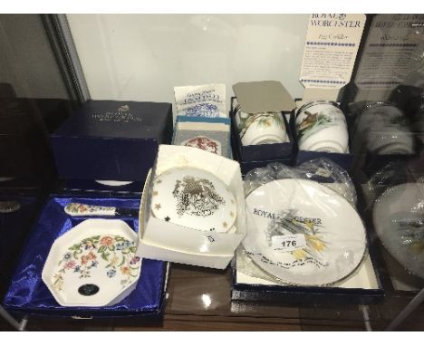 ROYAL WORCESTER CODDLERS ETC (7)