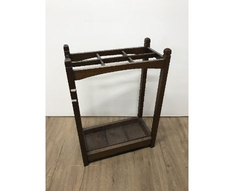 VINTAGE UMBRELLA STAND